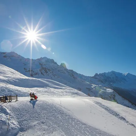 Apartment Le Au Tour In-ski Out - Happy Chamonix